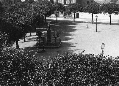 Wanderweg Wasser - ewag kamenz - STATION 17 Klosterbrunnen auf dem Schulplatz